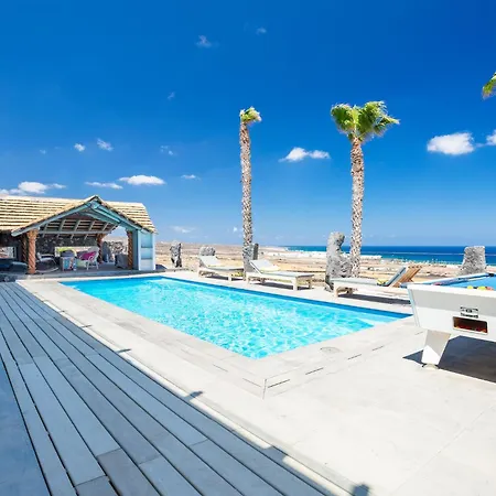 Palacio And Yurt - 2 Pools - Hot Tub - Fantastic Sea Views Вилла Табайеско