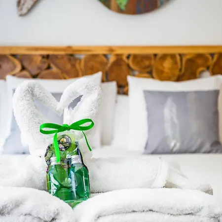 Villa Palacio And Yurt - 2 Pools - Hot Tub - Fantastic Sea Views