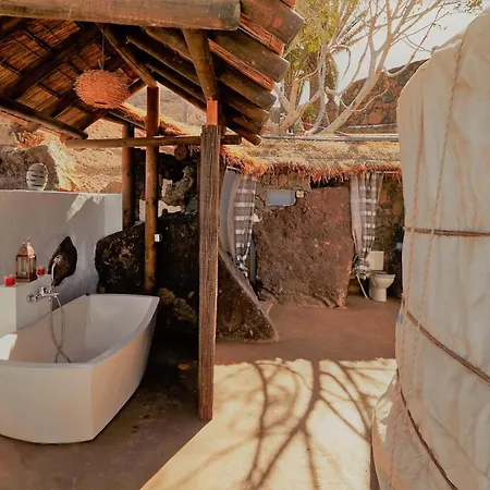 Palacio And Yurt - 2 Pools - Hot Tub - Fantastic Sea Views Табайеско