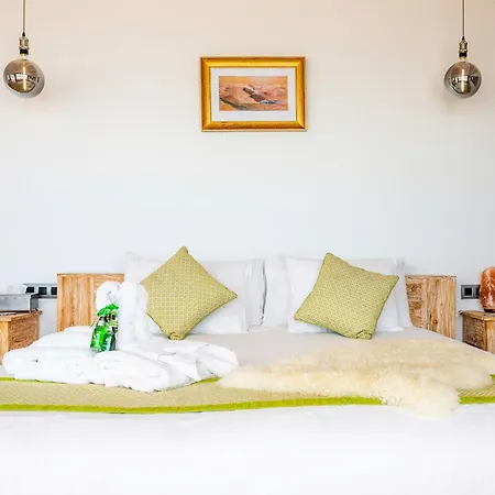 Palacio And Yurt - 2 Pools - Hot Tub - Fantastic Sea Views Вилла *