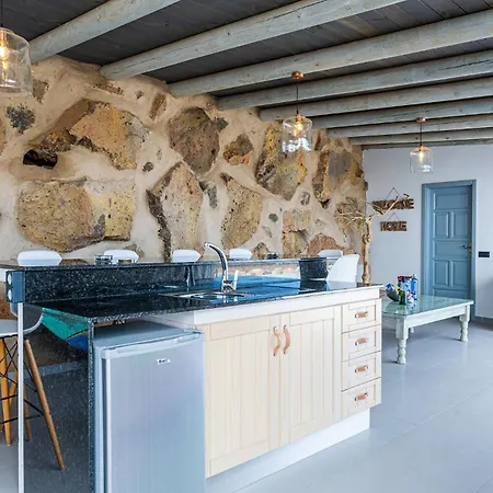 Palacio And Yurt - 2 Pools - Hot Tub - Fantastic Sea Views Villa Tabayesco