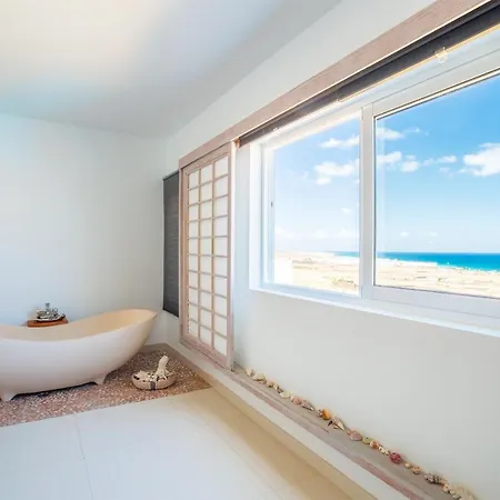 Villa Palacio And Yurt - 2 Pools - Hot Tub - Fantastic Sea Views *