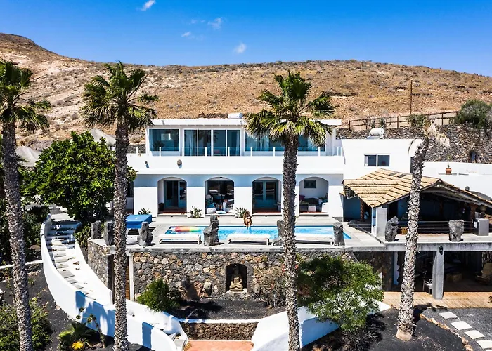 Palacio&yurt - 2 Pools - Hot Tub - Fantastic Sea Views Villa