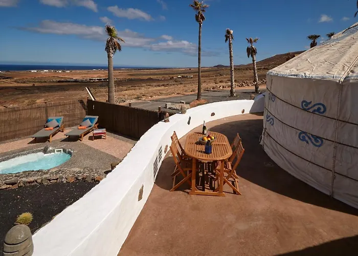 Palacio&yurt - 2 Pools - Hot Tub - Fantastic Sea Views Tabayesco