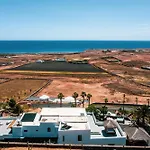 Vila Palacio And Yurt - 2 Pools - Hot Tub - Fantastic Sea Views