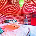 Palacio And Yurt - 2 Pools - Hot Tub - Fantastic Sea Views Vila *