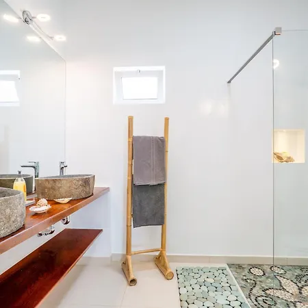 Willa Palacio And Yurt - 2 Pools - Hot Tub - Fantastic Sea Views