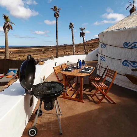 Palacio And Yurt - 2 Pools - Hot Tub - Fantastic Sea Views Tabayesco