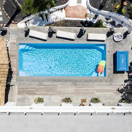 Palacio And Yurt - 2 Pools - Hot Tub - Fantastic Sea Views Villa *