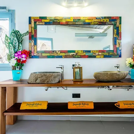 Palacio And Yurt - 2 Pools - Hot Tub - Fantastic Sea Views Tabayesco