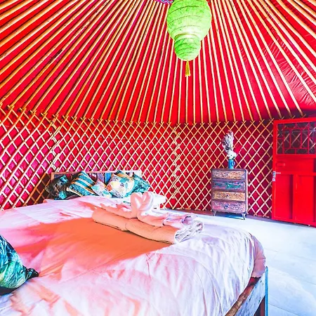 Palacio And Yurt - 2 Pools - Hot Tub - Fantastic Sea Views Villa *