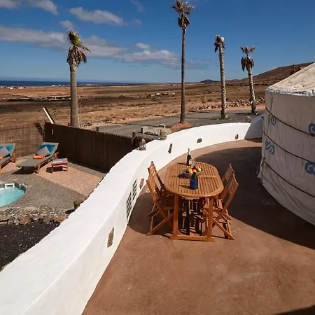Palacio And Yurt - 2 Pools - Hot Tub - Fantastic Sea Views Tabayesco
