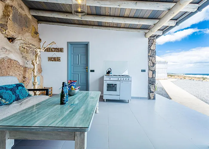 Willa Palacio And Yurt - 2 Pools - Hot Tub - Fantastic Sea Views *