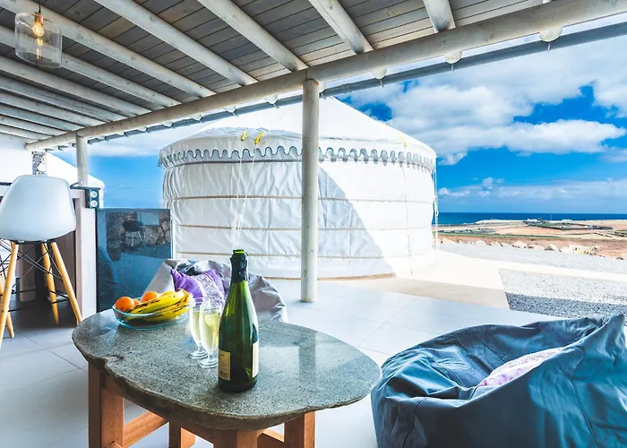 Palacio And Yurt - 2 Pools - Hot Tub - Fantastic Sea Views Tabayesco