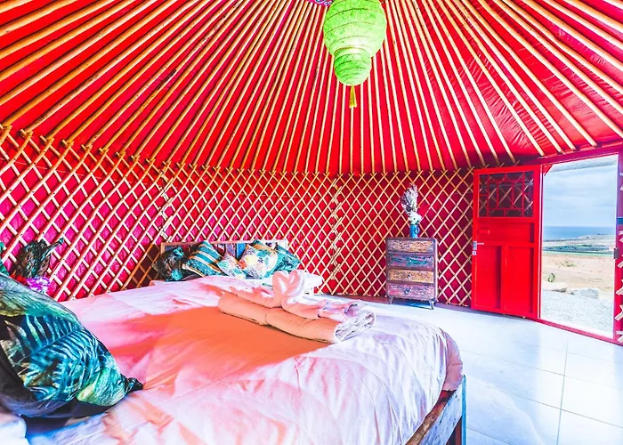 Palacio And Yurt - 2 Pools - Hot Tub - Fantastic Sea Views Willa *