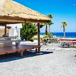 Palacio And Yurt - 2 Pools - Hot Tub - Fantastic Sea Views * Tabayesco