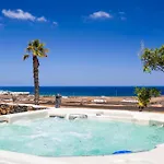 Palacio And Yurt - 2 Pools - Hot Tub - Fantastic Sea Views ヴィラ *