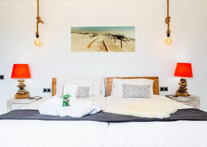 Palacio And Yurt - 2 Pools - Hot Tub - Fantastic Sea Views ヴィラ Tabayesco