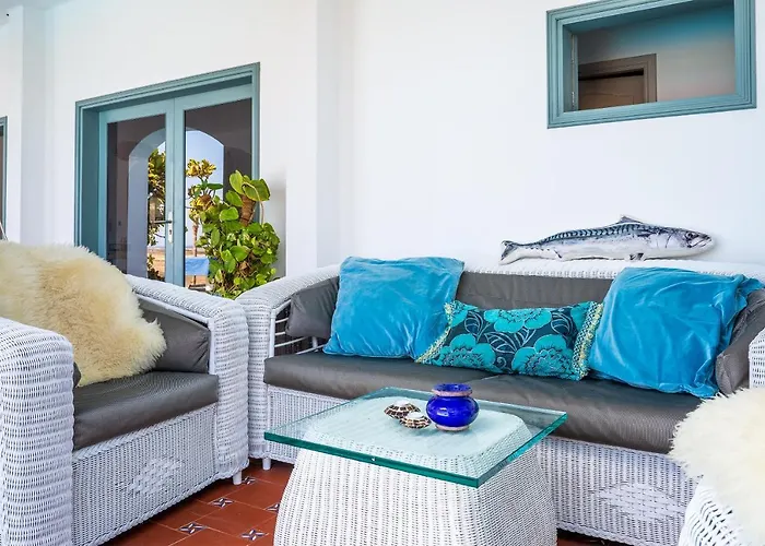 Palacio And Yurt - 2 Pools - Hot Tub - Fantastic Sea Views ヴィラ *